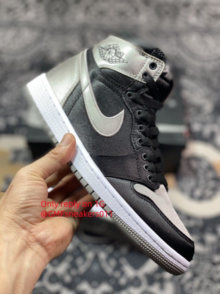 Nike Air Jordan 1 Retro High OG Satin Shadow