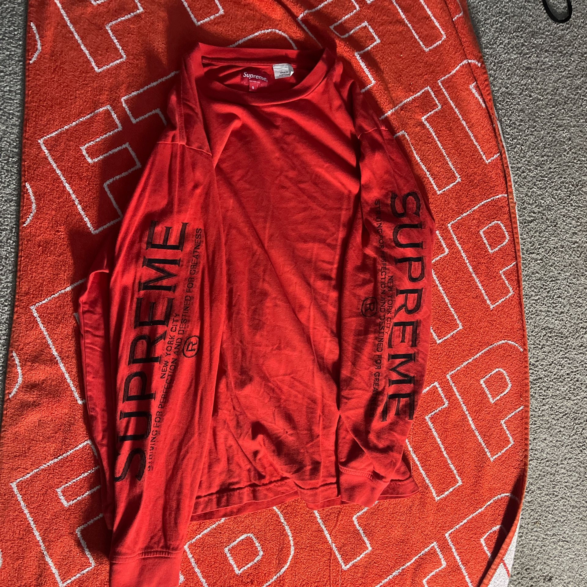Supreme Long Sleeve Red Size Small