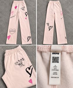 SKIMS Valentine's Graphic Sweatpants Pink