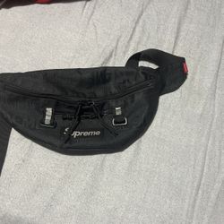 Supreme Fanny Pack 