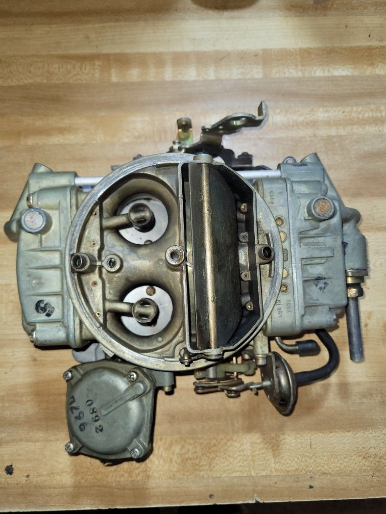 Holley 650 Spread bore Carburetor 