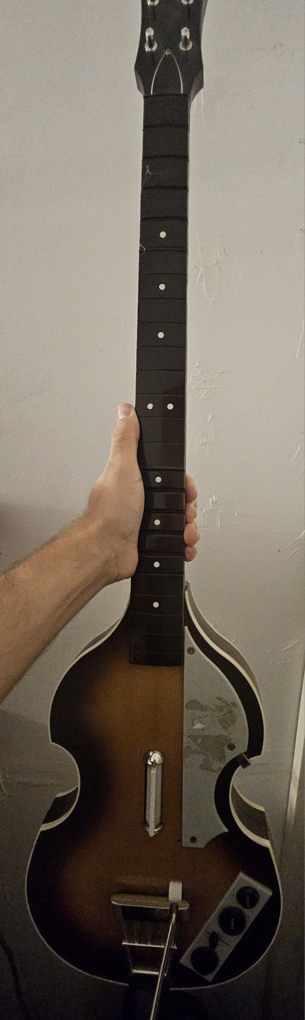 915570_6