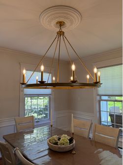 Safavieh Fauna 8-light linear chandelier in a gold finish