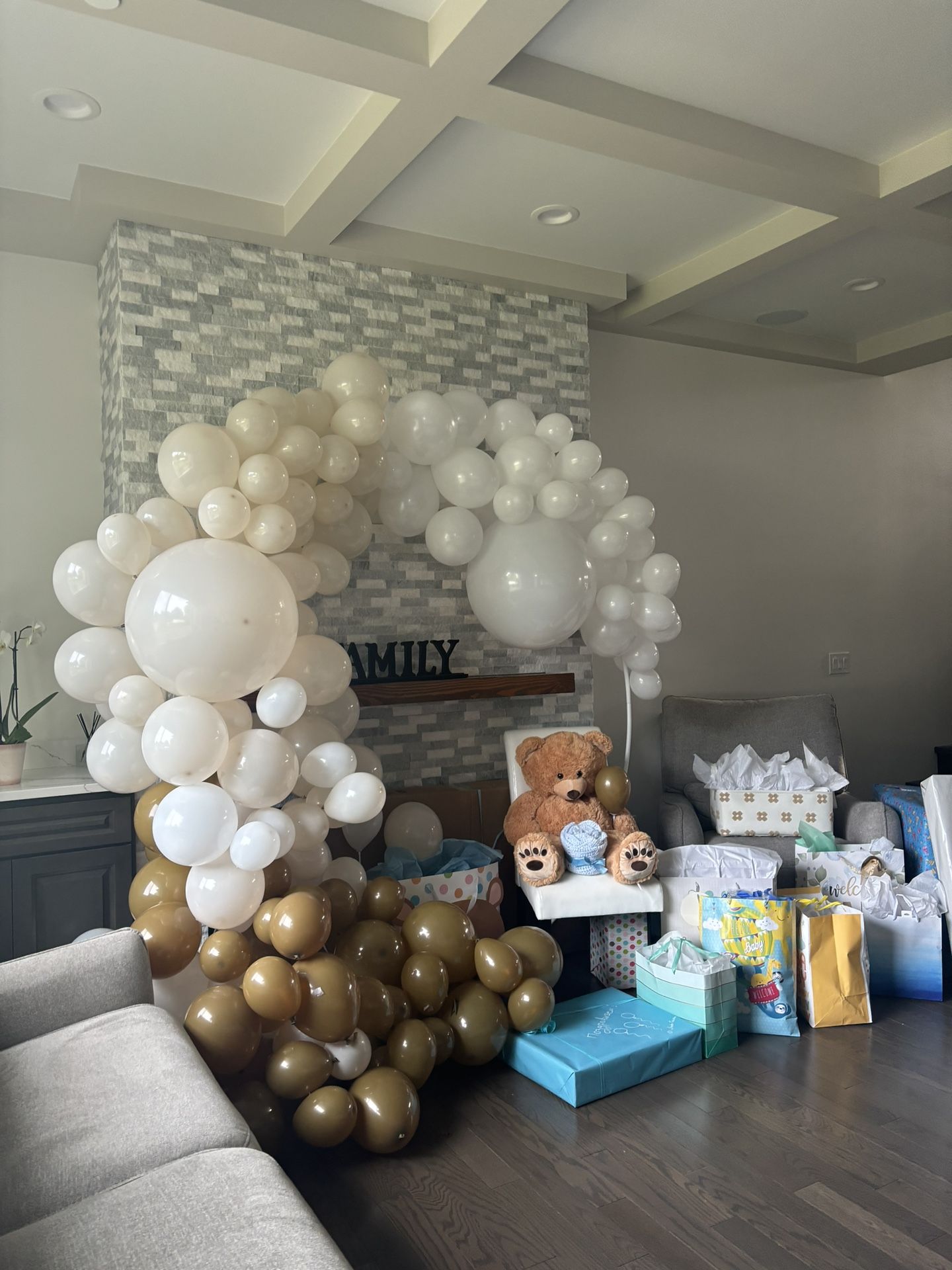 Balloon Decor For Parties