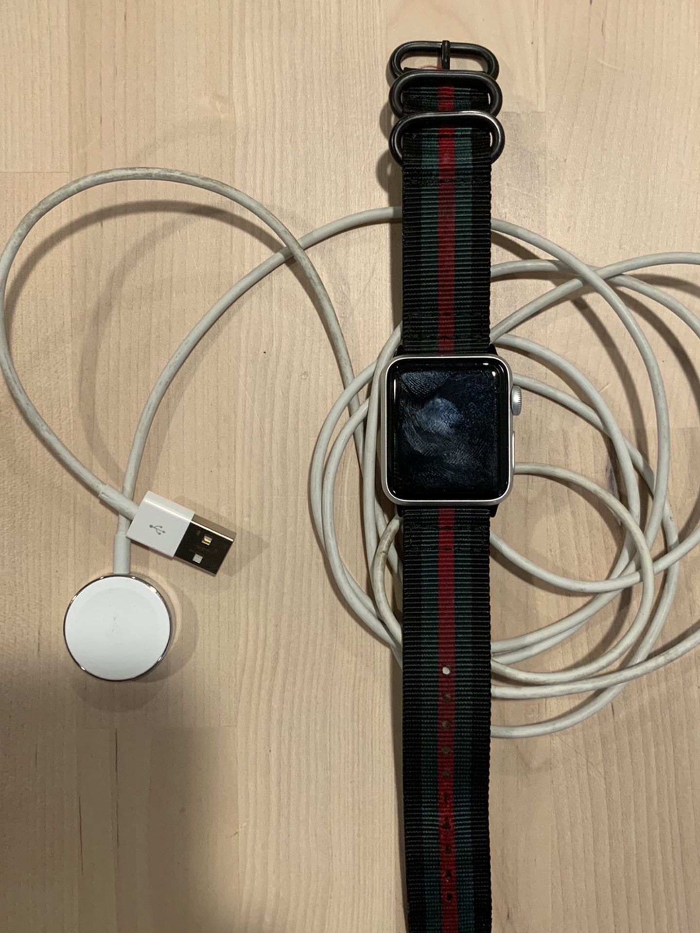 Apple Watch 3 - Comes With Charger