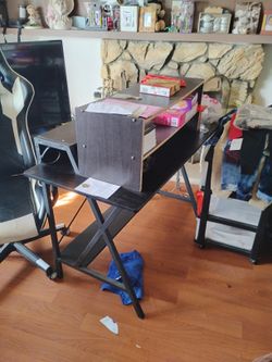 Computer 👍👍Desk 23/45👍