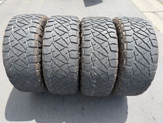 (4) 35x12.50R20 Nitto Ridge Grappler