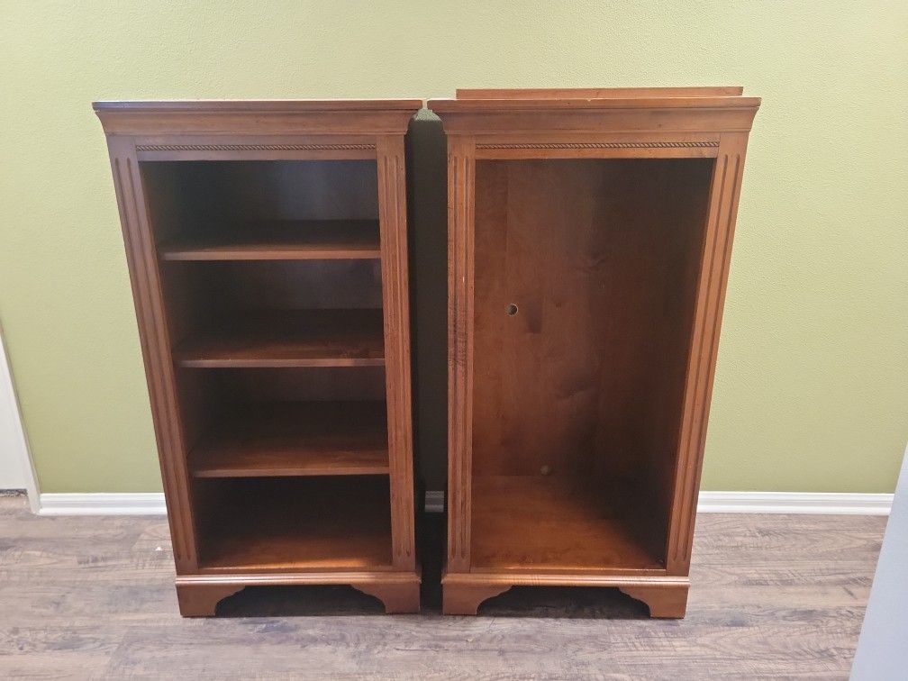 Ethan Allen Cabinet / Shelf /Bookcase