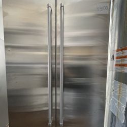 Kitchen aid bottom freezer Stainless Interior Built-in 36”