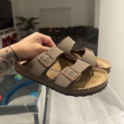 BIRKENSTOCK Arizona Mens Mocha Sandals - Size 10