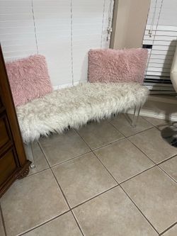 Queen bedroom