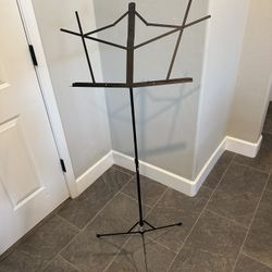 Collapsible Music Stand