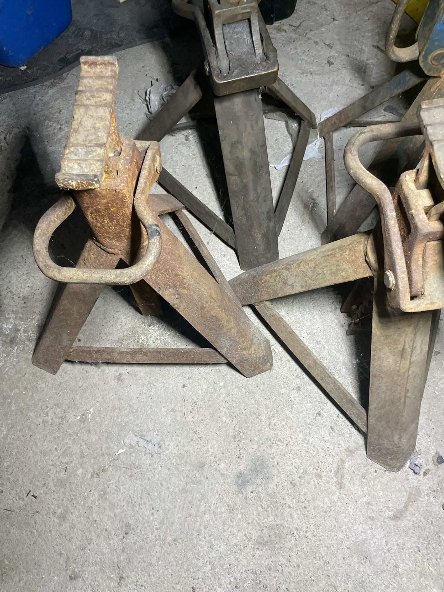 Jack Stands