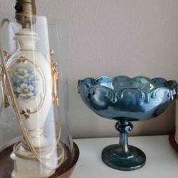 Vintage blue turquoise Carnival Glass pedastal bowl vase candy dish Easter decorations