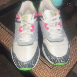 Reebok Shoes 9.5
