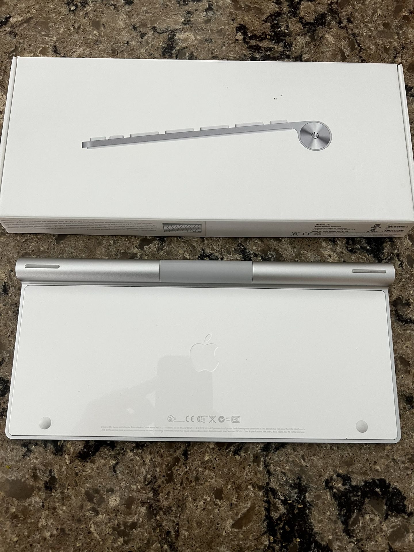 Apple Wireless Keyboard