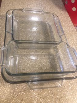 Set of dishes