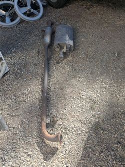 2006 TOYOTA CAMRY EXHAUST PIPE AND MUFFLER