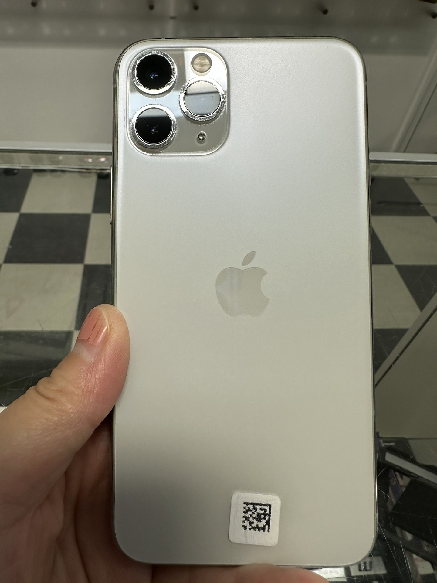 Apple iPhone 11 Pro 512GB Unlocked Selling By Store