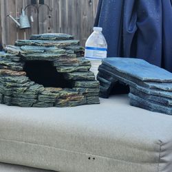 REPTILE CAVES (Read Description)