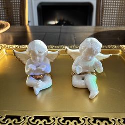 Vintage Porcelain White And Gold Cherubs Angels Salt And Pepper Shakers 