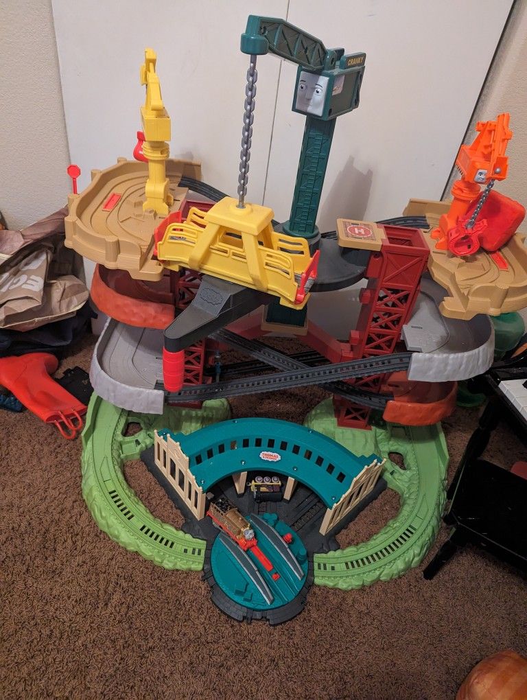 Thomas And Friends Trains And Cranes Playset 