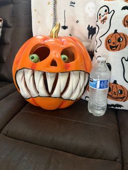 Halloween Jack-O-Lantern light up Pumpkin Decoration