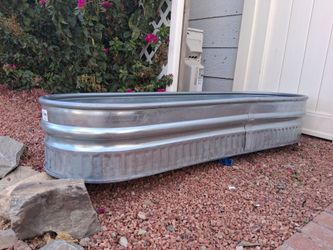 Behlen steel gardening equipment