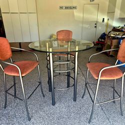 Contemporary glass bar table an chairs