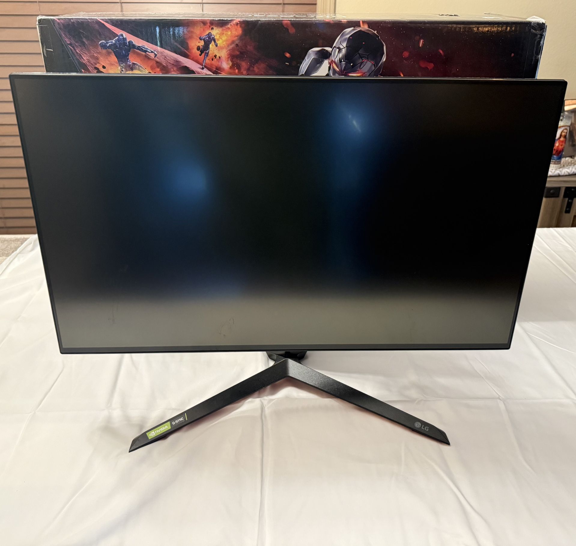 27GP950-B 27" UltraGear 4K UHD Nano IPS 1ms 144Hz HDR600 Monitor with G-SYNC® Compatibility