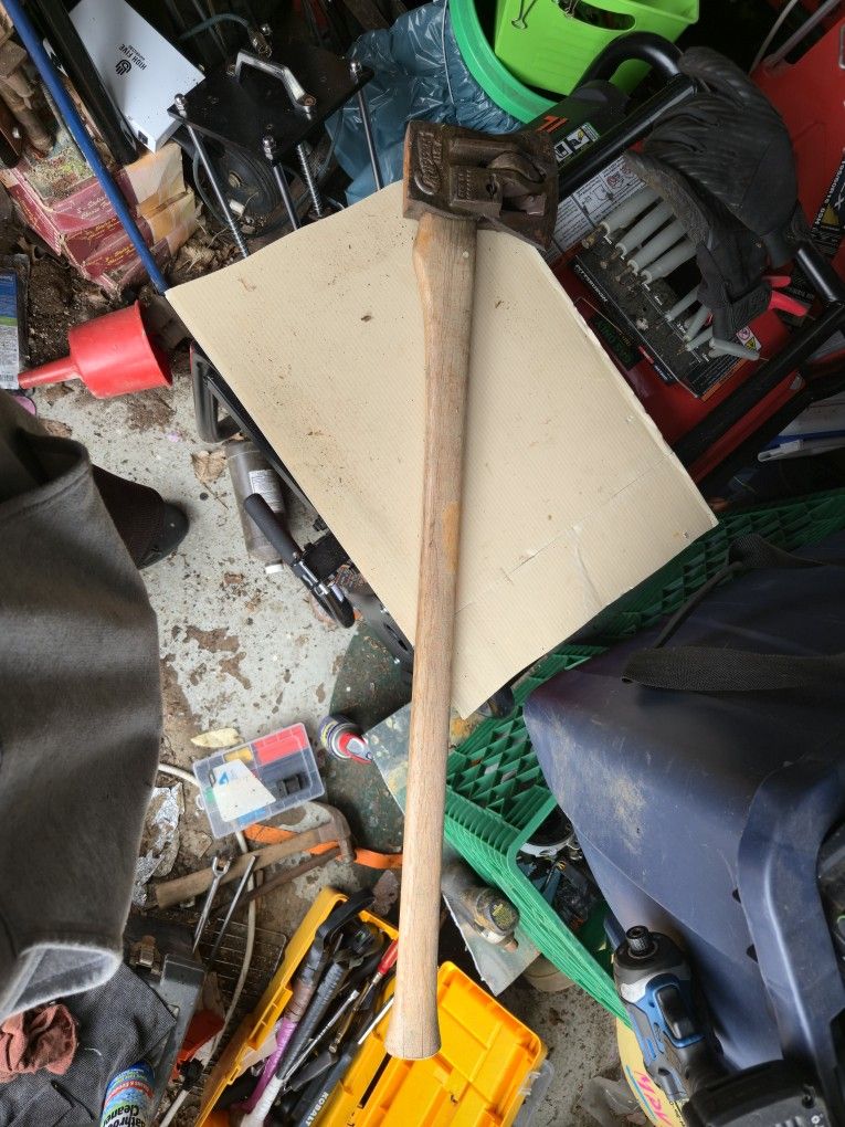 Auto Split Axe