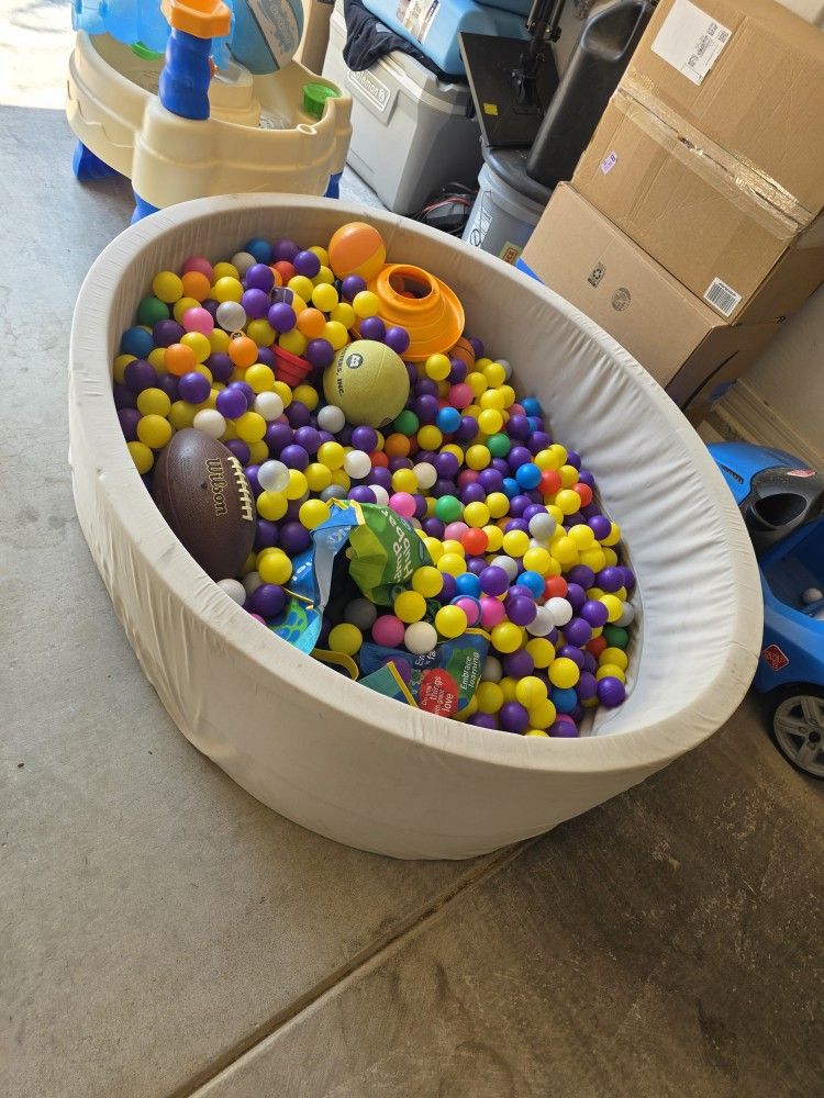 Ball Pit With Balls 4ft