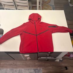 Red Nike Tech (XXL)