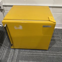 Coldspot Mini Fridge
