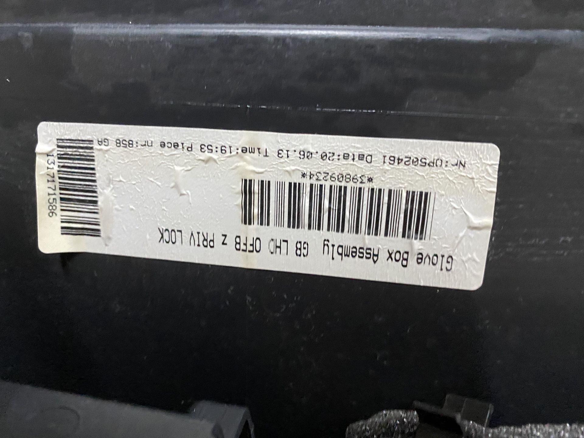 T5 Volvo Glove Compartment Box