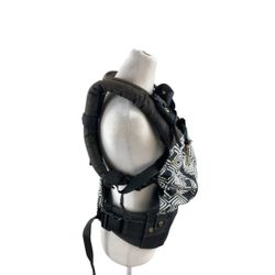 Lillebaby Complete All Seasons Baby Carrier