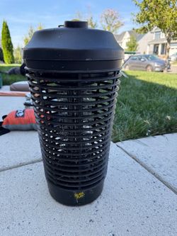 Black flag bug zapper