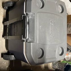 4 Cup Holder Coleman Cooler. Grey Extension Handle 2 Wheels