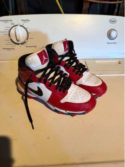 Jordan cleats size 6