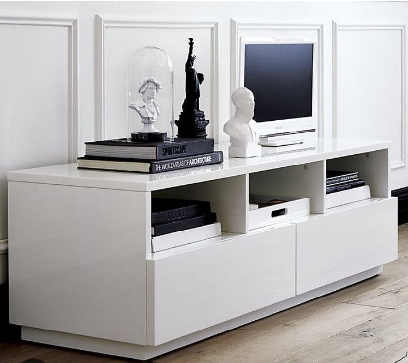 Cb2 High Gloss TV Console Dresser Tv Stand Media Center Entree Table