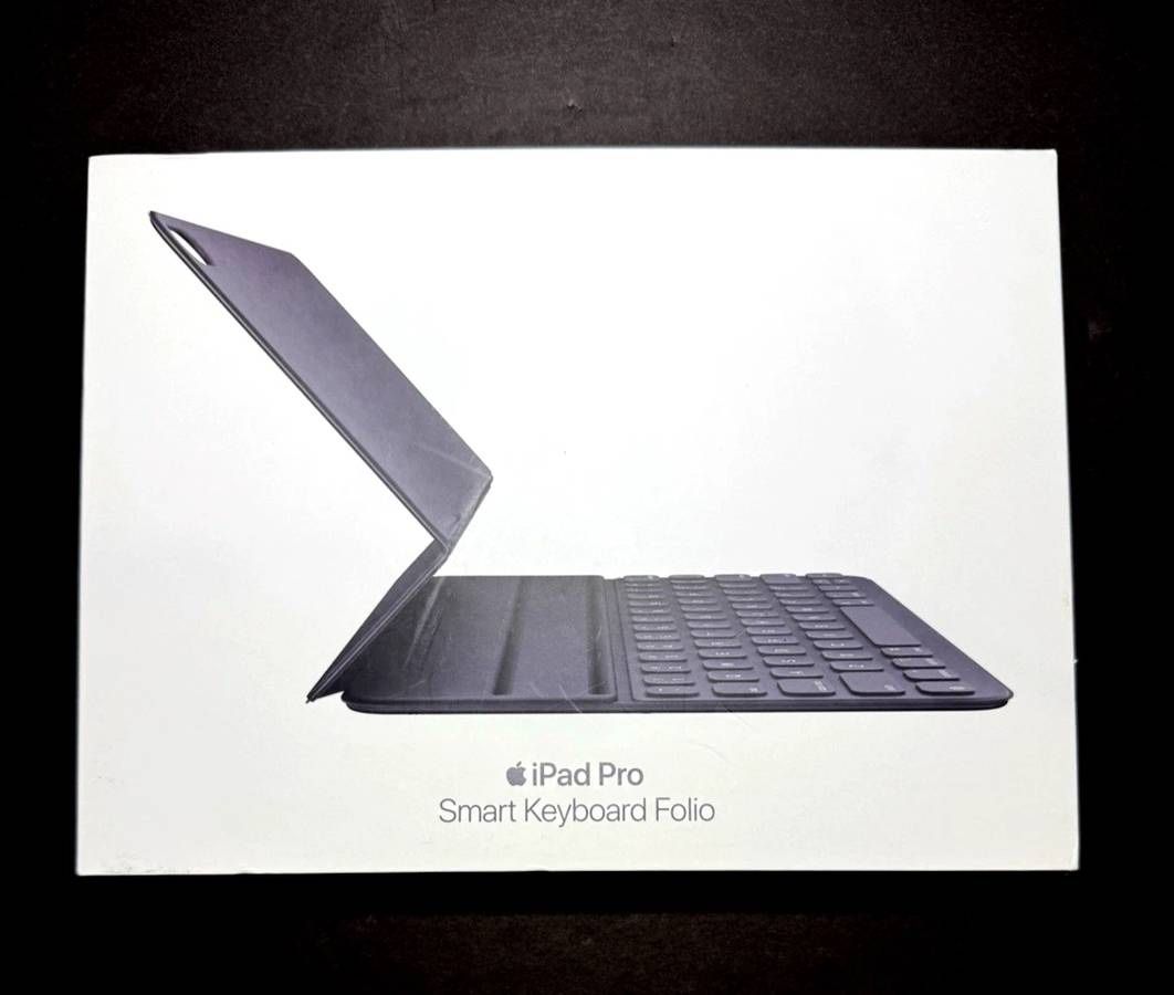 Apple iPad Smart Keyboard Folio A2039 MXNL2LL/A for 12.9" iPad Pro 3rd