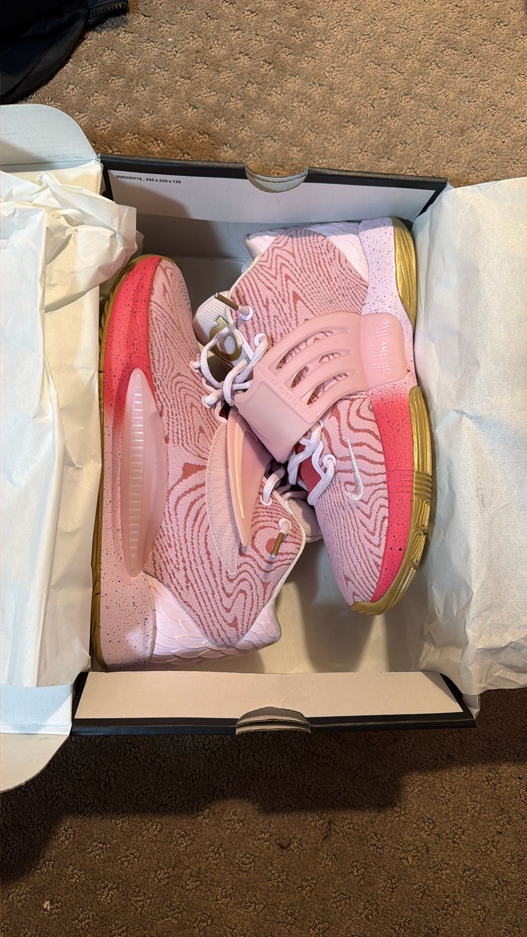 Men’s Nike KD 14 Aunt pearl Size 10 $130