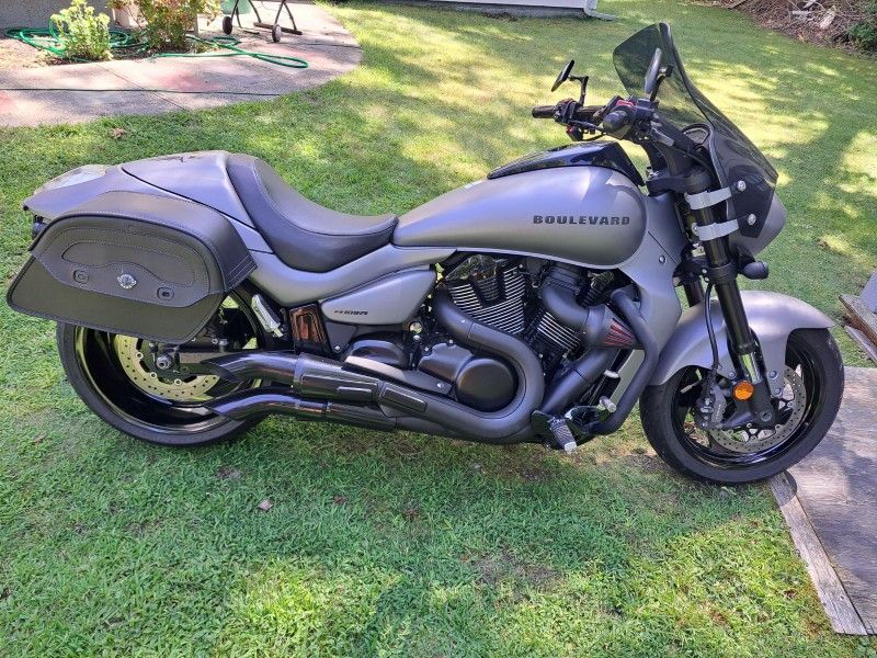 2017 Suzuki Boulevard M109R boss