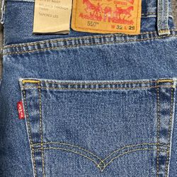 Levi's brand new 550 Relaxed 
