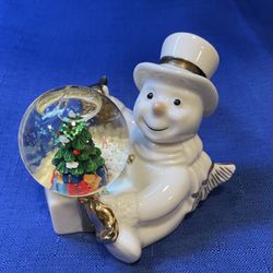 Vintage Lenox Snowman Snow Globe With Christmas Tree And Present 