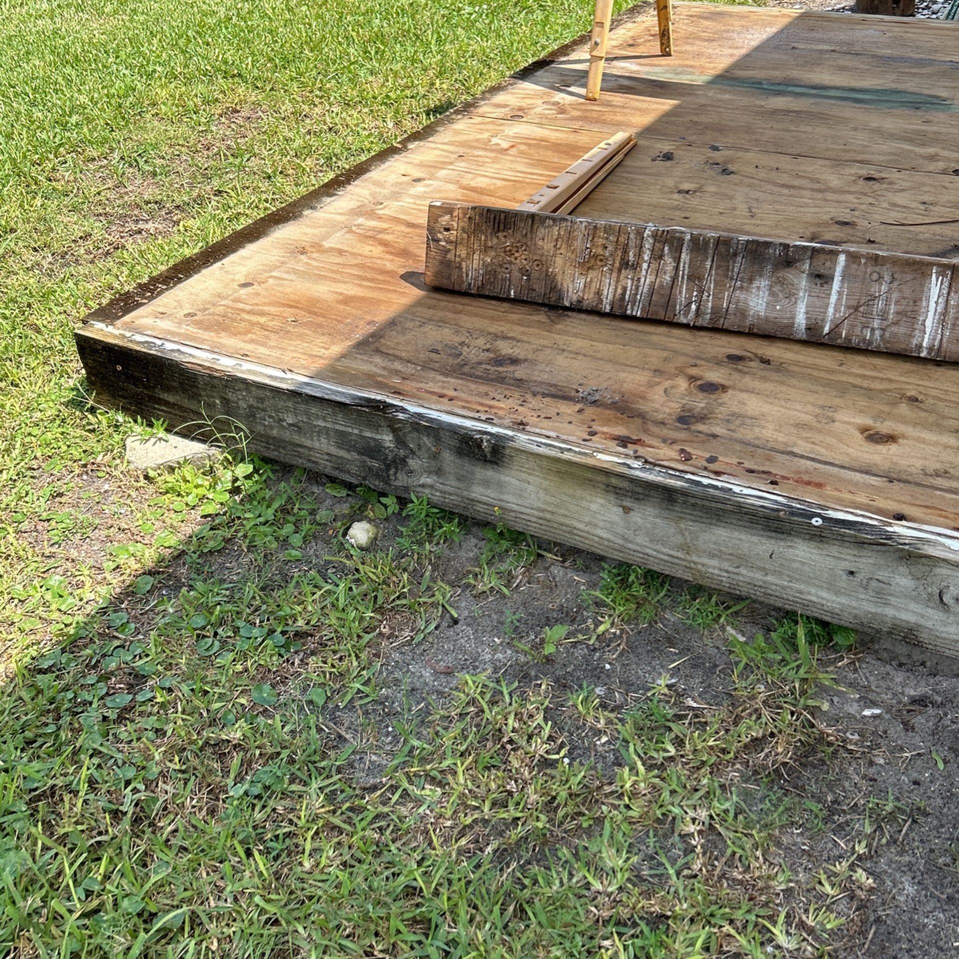 Wood Platform 72”x 100” X5” Tall