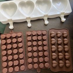 Silicone mold for cake, wax, or chocolate - Hearts/Valentine’s Day Designs