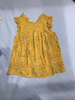 Old Navy women’s shirt