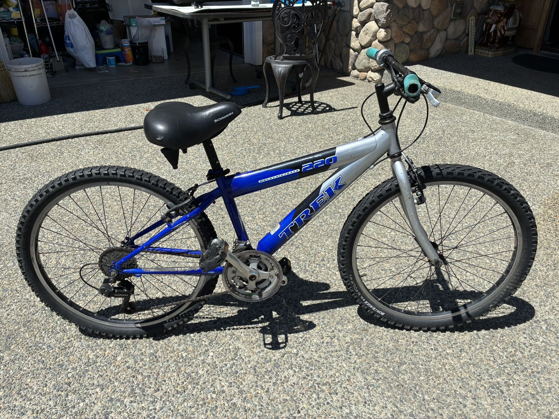 Trek 220 24” Wheel Kids Mountain Bike