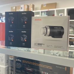 Godox AD300 Pro Outdoor Flash With X3 Trigger